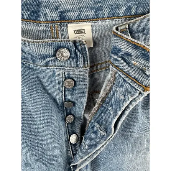 Vintage Levis 501 Jeans 38x30 Light Blue Denim Y2K Mens Made in USA Red Tab